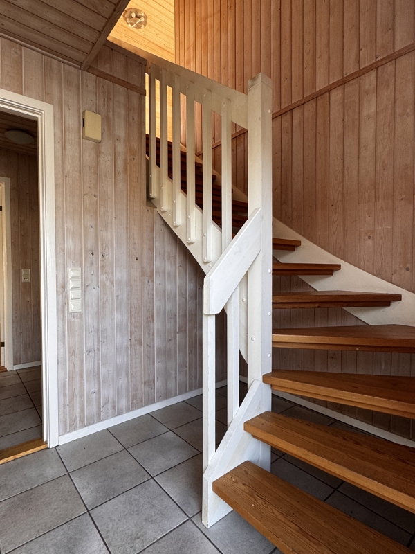 Flur Treppe DG Einfamilienhaus Rellingen