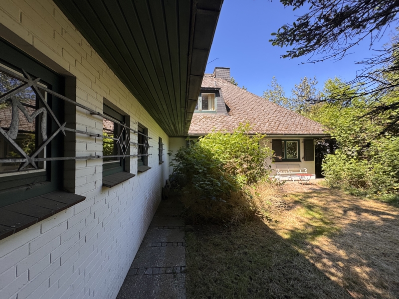 Seitenansicht Nord-S�d Einfamilienhaus Pinneberg