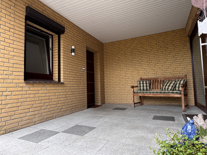 Hauseingang �berdacht Bungalow Rellingen