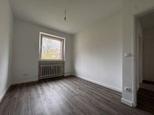 Arbeits-/G�ste-Zimmer Erdgeschoss in super Zustand, Terrasse, Duschbad - Ideal f�r Senioren!