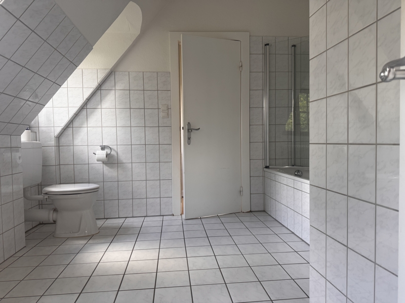 Vollbad DG Einfamilienhaus Pinneberg