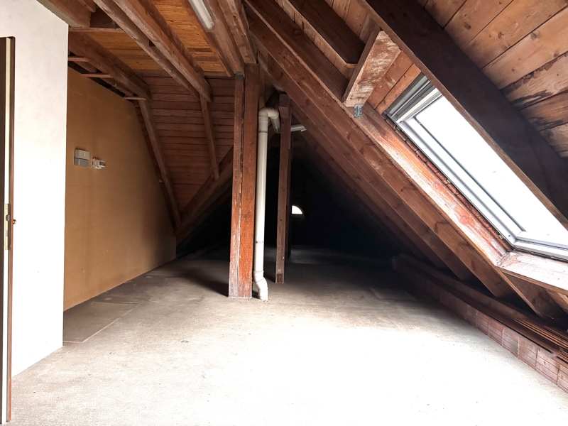 Bodenraum DG Einfamilienhaus Pinneberg