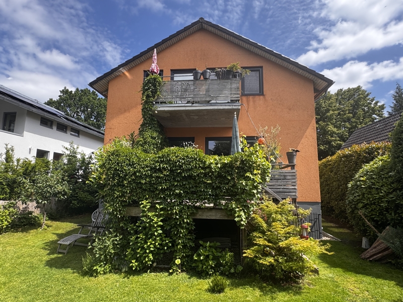 Hausansicht Garten Einfamilienhaus Pinneberg