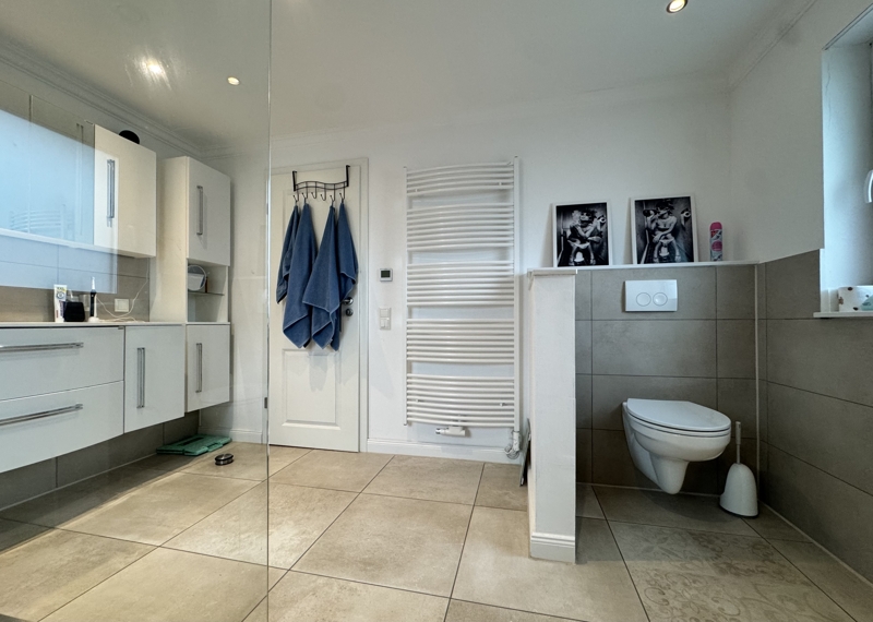 Bad Doppelhaush�lfte Prisdorf