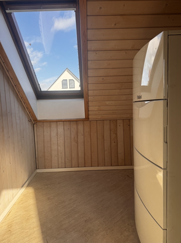 Abstellraum DG Einfamilienhaus Rellingen