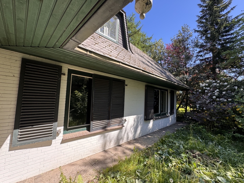 Seitenansicht S�d Einfamilienhaus Pinneberg